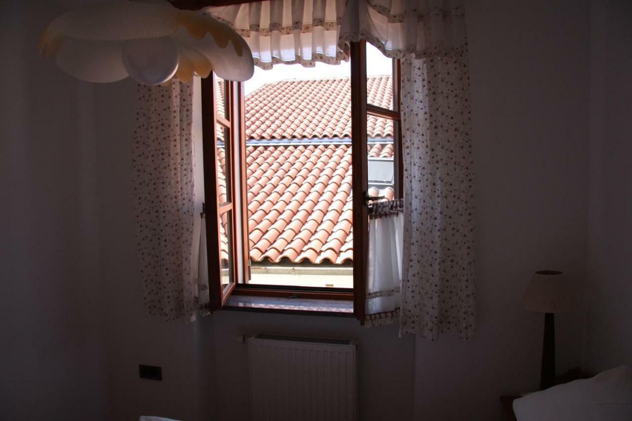 Cozy Apartments Buket In The Center Izola Buitenkant foto